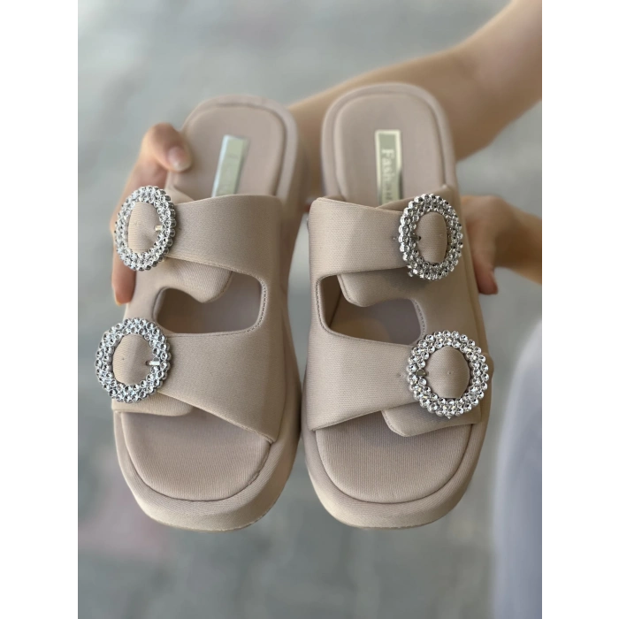 086 Fashion Krem Tokalı Terlik