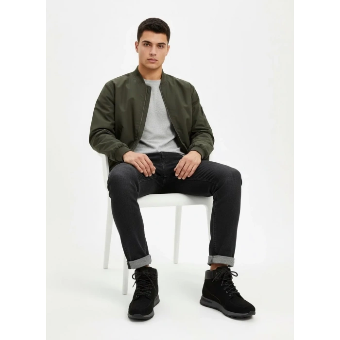 Mebade Siyah Nubuk Bot