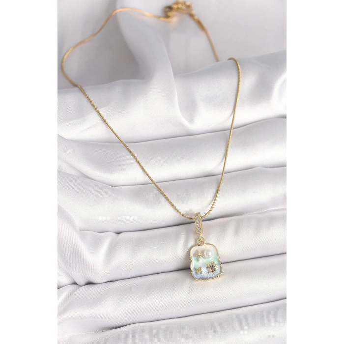 316L Çelik Gold Renk Zirkon Taşlı Mavi Deniz Kabuğu Yıldızı İşlemeli Portre Model Kadın Kolye