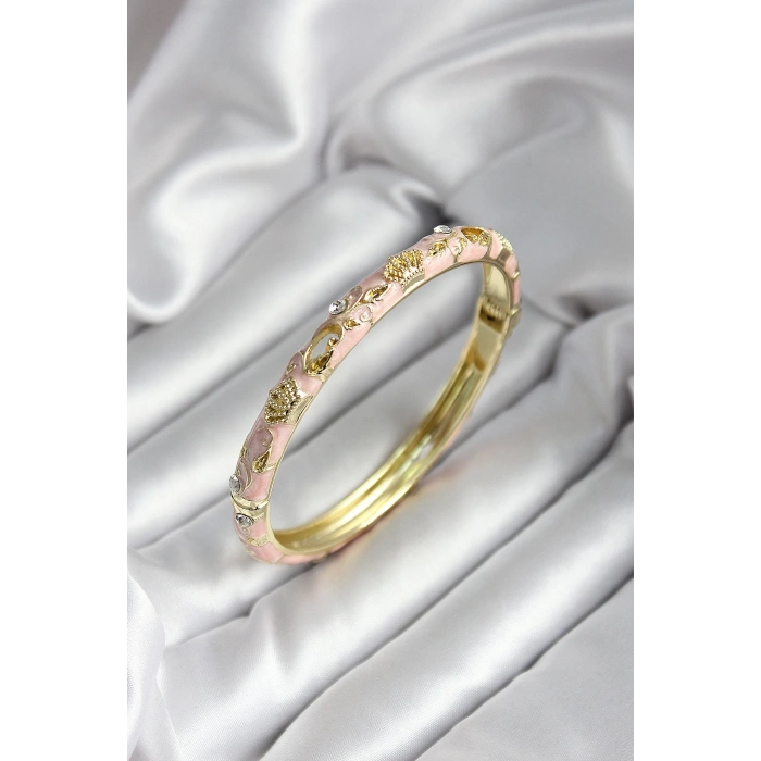 Mineli Pirinç Açık Pembe Kraliçe Taç Desenli Zirkon Taşlı Gold Renk Kadın Kelepçe
