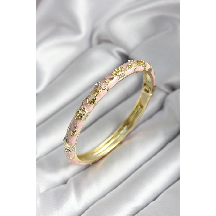 Mineli Pirinç Açık Pembe Kraliçe Taç Desenli Zirkon Taşlı Gold Renk Kadın Kelepçe