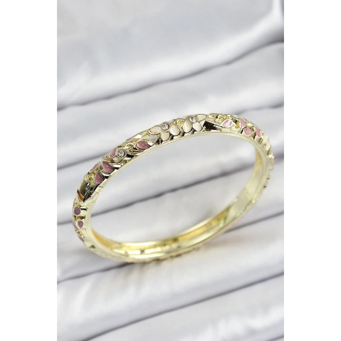 Mineli Pirinç Gold Renk Pembe Çiçek Desen Motifli Kadın Kelepçe