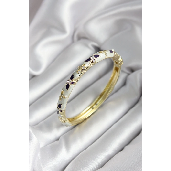 Mineli Pirinç Siyah Çiçek Desenli Zirkon Taşlı Gold Renk Kadın Kelepçe (çap 60 mm)