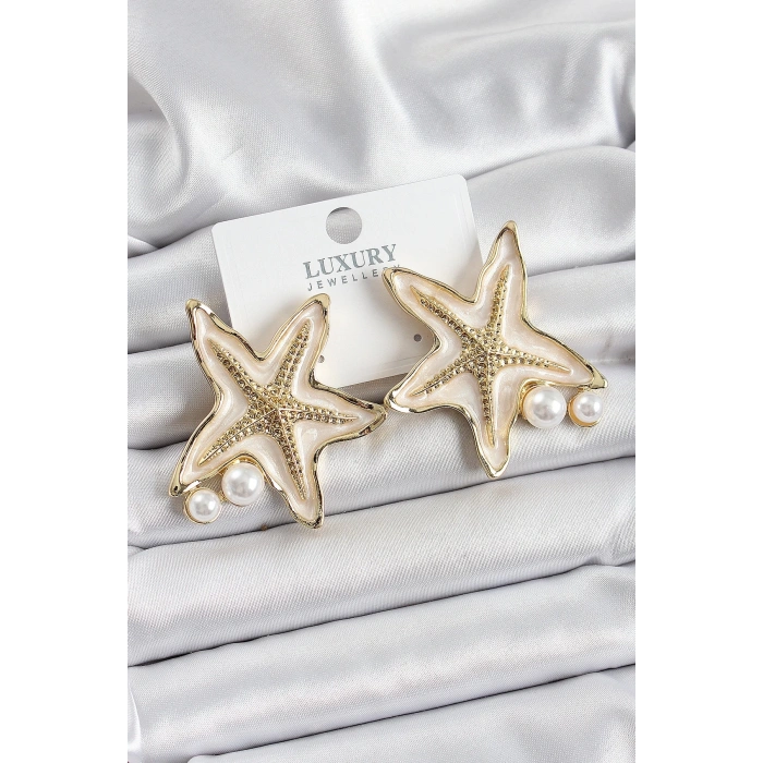 Pirinç Deniz Kabuğu Figürlü İnci Detaylı Gold Renk Kadın Küpe