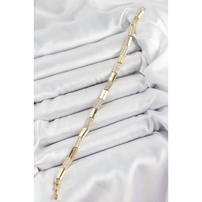 Pirinç Dikdörtgen Model Zirkon Taşlı Gold Renk VİP Seri Kadın Bileklik