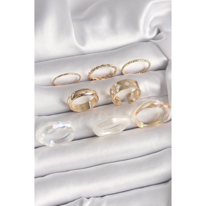 Pirinç Gold Renk Beyaz Akrilik Plastik Modek Kutup Yıldız İşleme Detay Kadın Yüzük Kombini