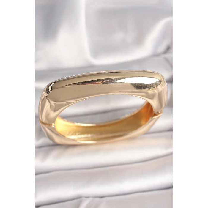 Pirinç Gold Renk Kare Model Kadın Kelpeçe