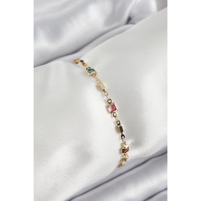 Pirinç Gold Renk Karışık Renkli Kare Zirkon Taşlı Kadın Bileklik