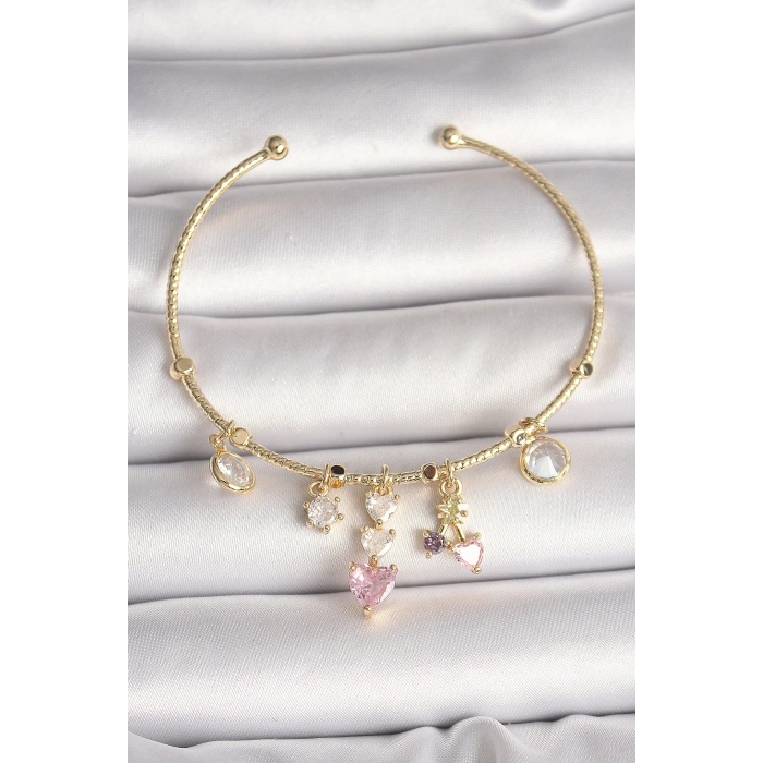 Pirinç Gold Renk Sallantı Zirkon Taşlı Kalp Figür Pembe Kalp Detay Charm Kadın Bileklik