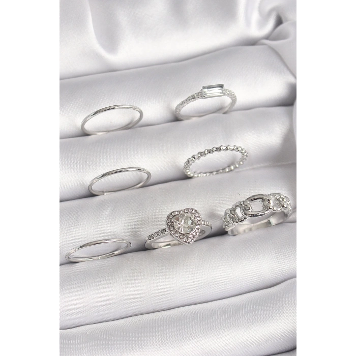 Pirinç Gümüş Renk Zirkon Taşlı Kalp Model Kadın Yüzük Kombini