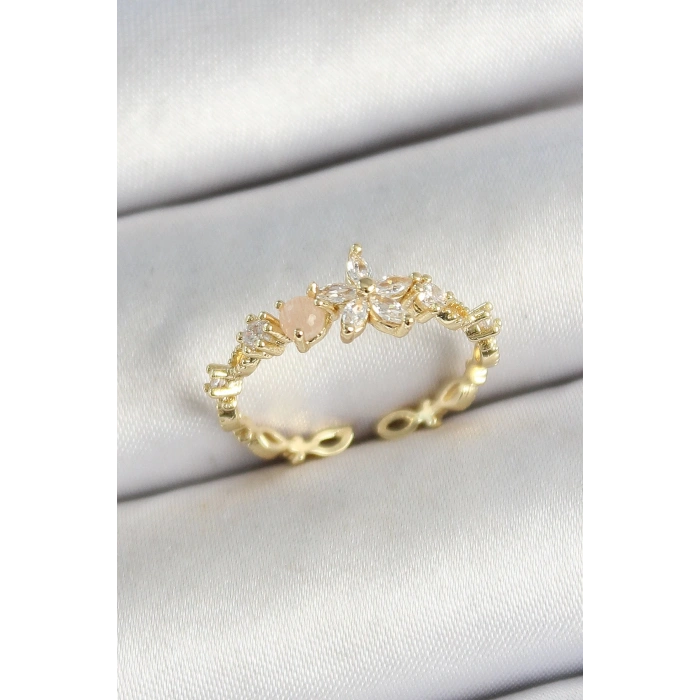 Pirinç Papatya Figürlü Zirkon Taşlı Gold Renk Ayarlanabilir Kadın Yüzük