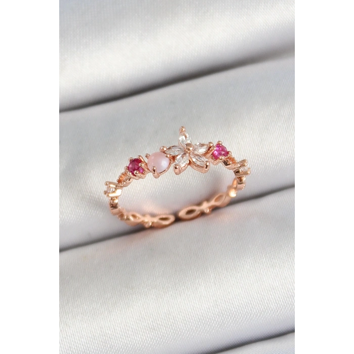 Pirinç Papatya Figürlü Zirkon Taşlı Rose Gold Renk Ayarlanabilir Kadın Yüzük