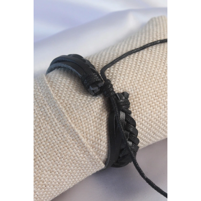 Siyah Burgu Model Deri Erkek Bileklik