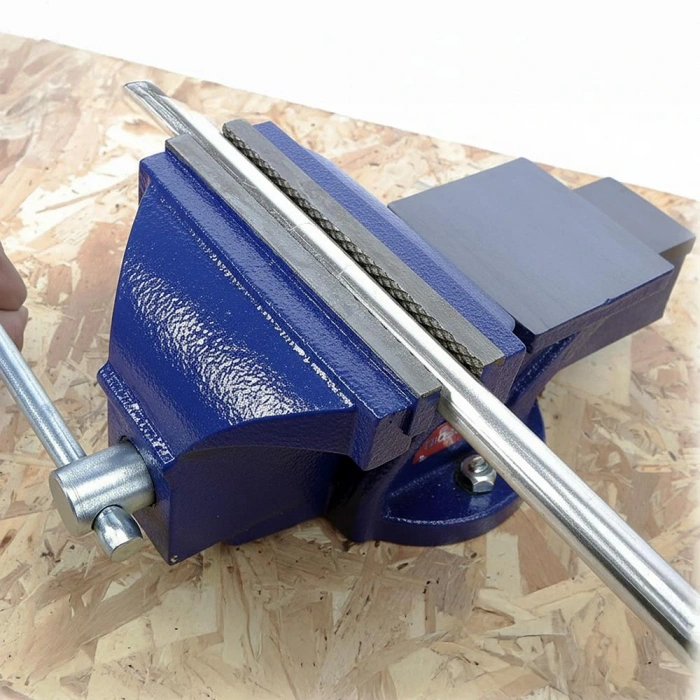 WORKPRO WP233006 125mm 360° Döner Tabanlı Örslü Profesyonel Tezgâh Mengene