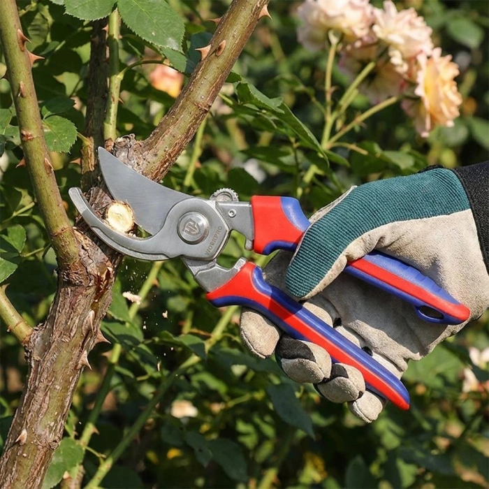 WORKPRO WP332013 220mm Bypass Cr-V Profesyonel Bağ Bahçe Dal Budama Makası