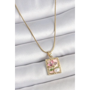 316L Çelik Gold Renk Pembe Mineli Çiçek İşlemeli İnci Detay Portre Model Kadın Kolye