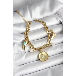 316L Çelik Yonca Fil Dişi ve Kuş Figürlü İnci Detaylı Sallantılı Gold Renk Kadın Bileklik