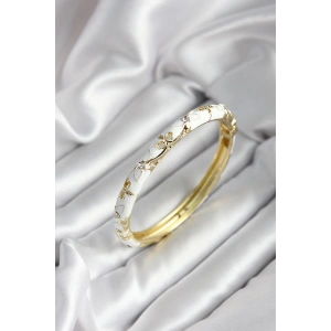 Mineli Pirinç Beyaz Çiçek Desenli Zirkon Taşlı Gold Renk Kadın Kelepçe (çap 60 mm)