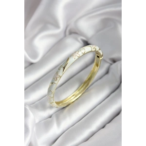 Mineli Pirinç Kırık Beyaz Çiçek Desenli Zirkon Taşlı Gold Renk Kadın Kelepçe (çap 60 mm)