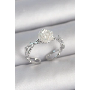 Pirinç Gümüş Renk Beyaz Gül Model Ayarlanabilir Kadın Yüzük