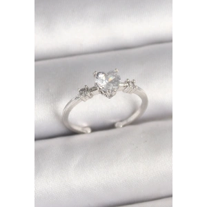 Pirinç Gümüş Renk Zirkon Taşlı Kalp Model Ayarlanabilir Kadın Yüzük