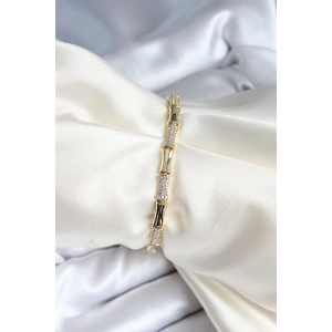 Pirinç Kemik Model Zirkon Taşlı Gold Renk Kadın Bileklik