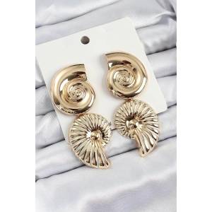 Pirinç Sarmal Sallantılı Deniz Kabuğu Vintage Model Gold Renk Küpe
