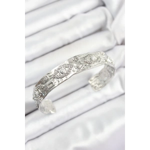 Pirinç Zirkon Taşlı Göz Model Gümüş Renk Altı Açık Kadın Bileklik