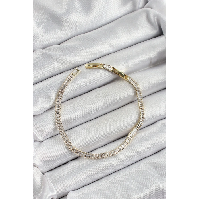 Pirinç Zirkon Taşlı İnce Su Yolu Model Gold Renk Kadın Bileklik
