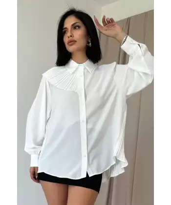 Beyaz Pilise Detaylı Jesica Gömlek
