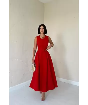 Kırmızı Halter Yaka Kloş Elbise