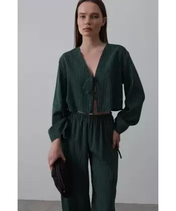 Önü Bağlamalı Crop Takım - Yeşil