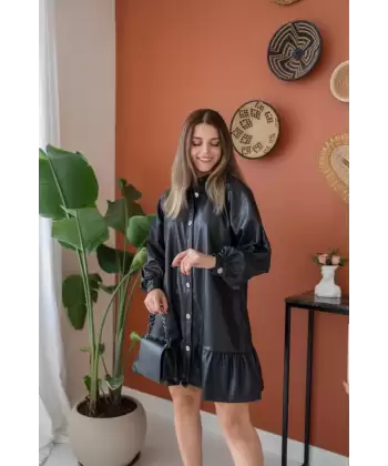 Siyah Eteği Büzgülü Deri Elbise