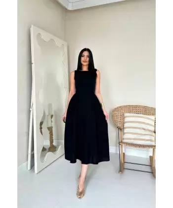 Siyah Yanları Büzgülü Midi Boy Keten Elbise