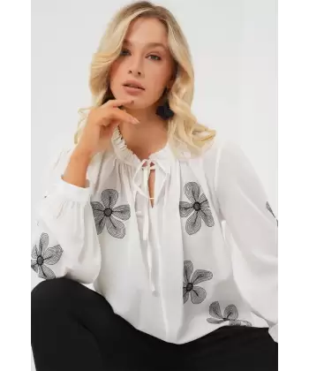 Uzun Kol Nakışlı Örme Bluz 951 - Beyaz