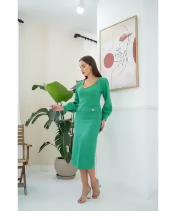 Ekru Geniş Boğazlı Elbise