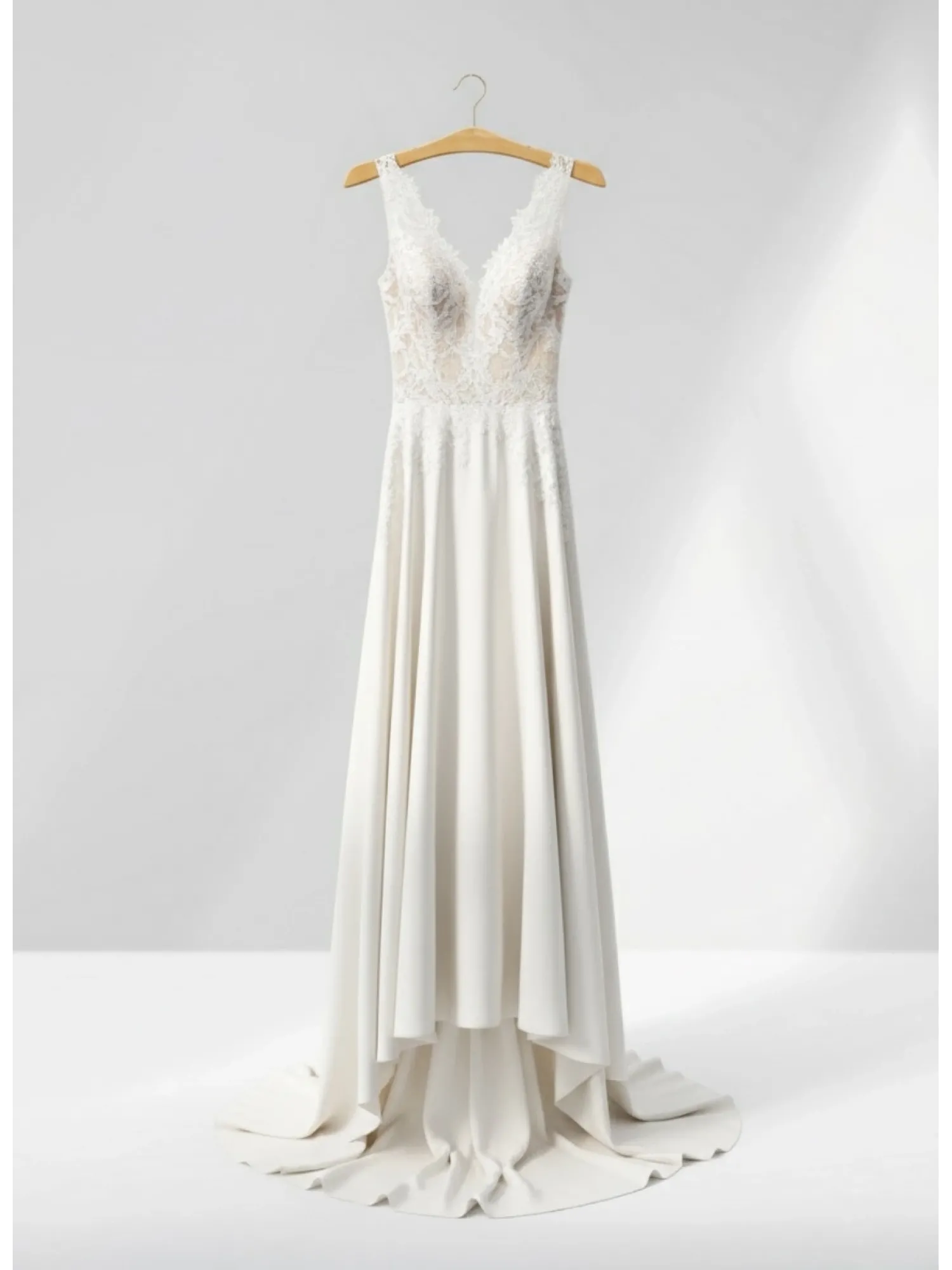 Naturel Ahşap Gold Kancalı Gelinlik Triko Abiye Askısı