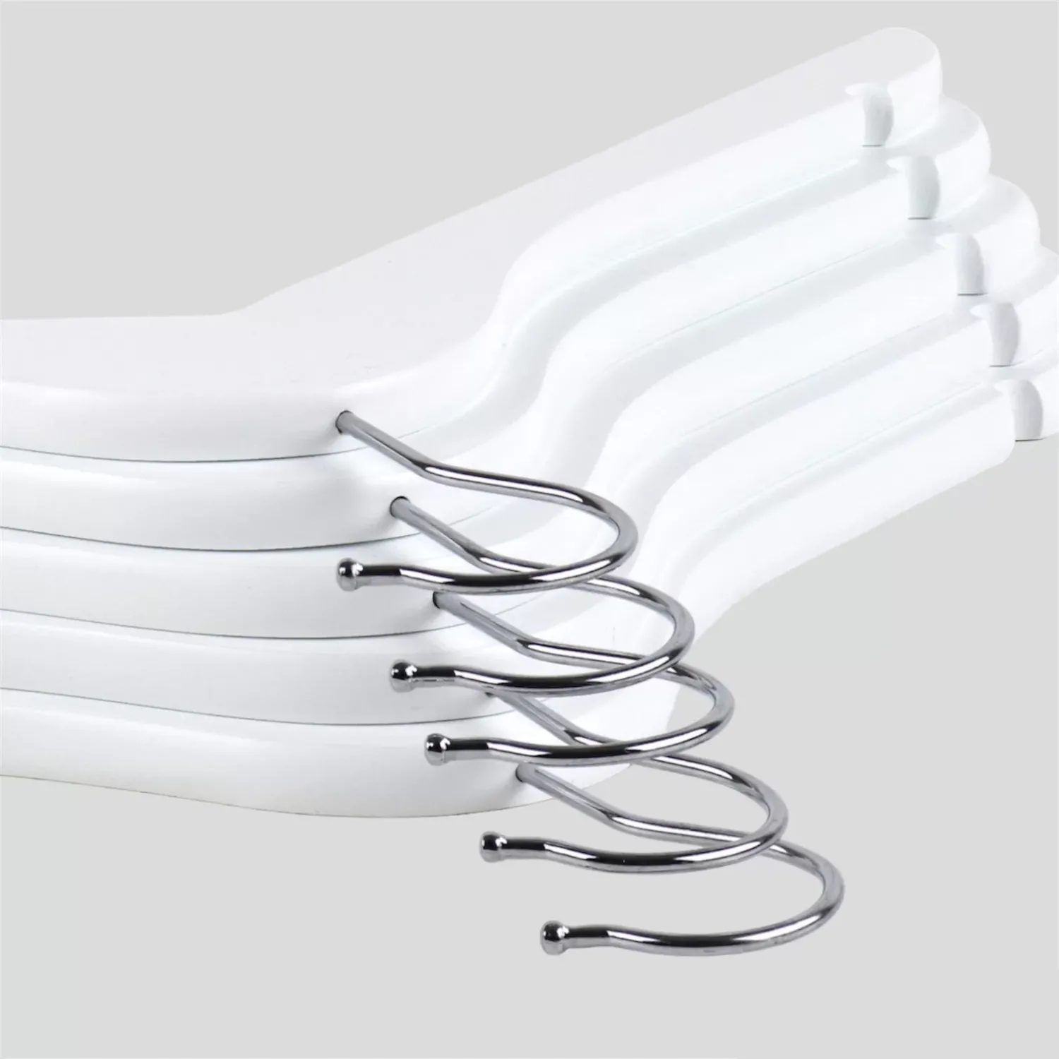 Beyaz Ahşap Elbise Gömlek Askısı