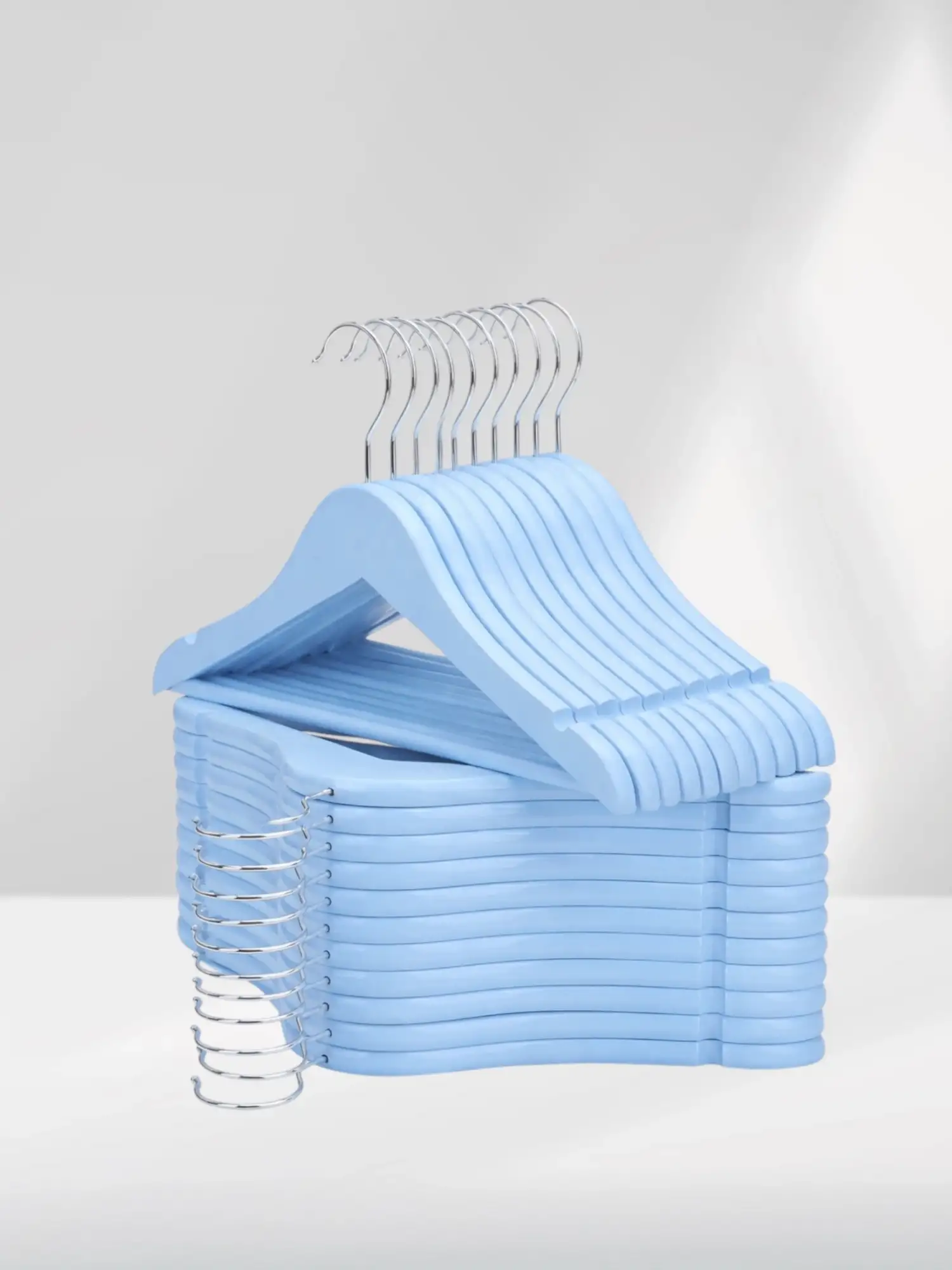 Mavi Ahşap Bebek Elbise Pantolon Askısı