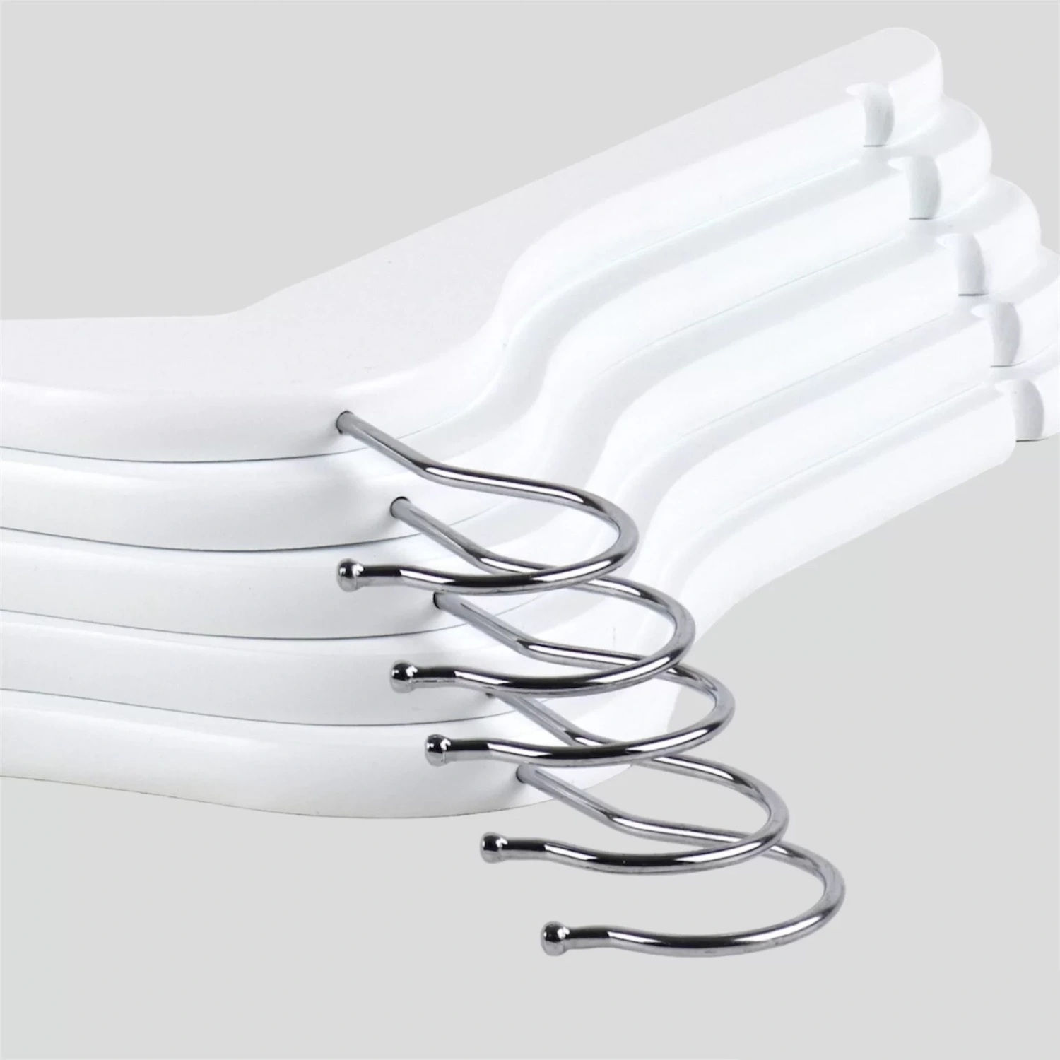 Beyaz Ahşap Elbise Gömlek Askısı