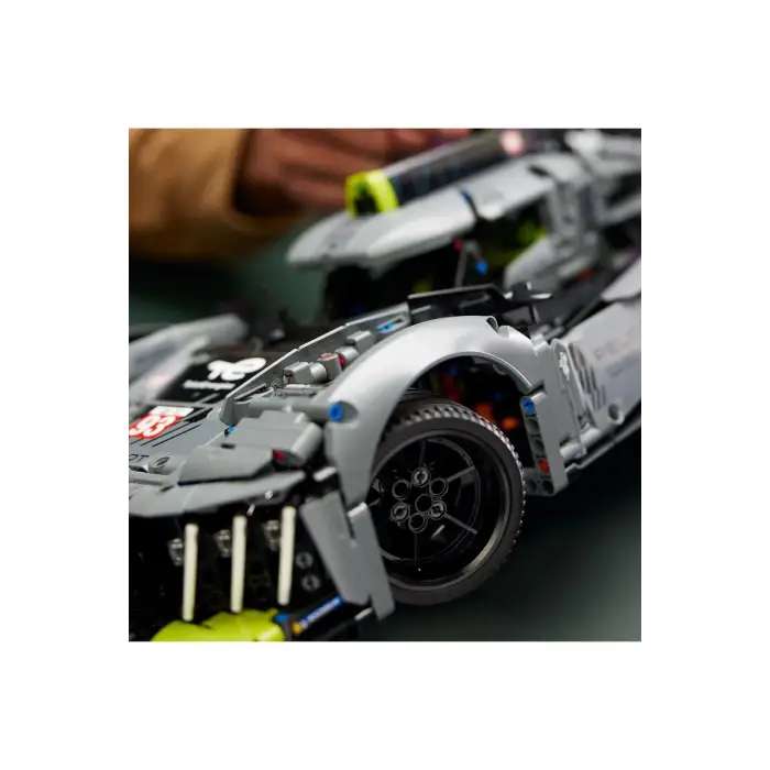 Technic Peugeot 9x8 24h Le Mans Hybrid Hypercar 42156