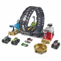 Monster Trucks Çemberde Yarış Seti HBH70