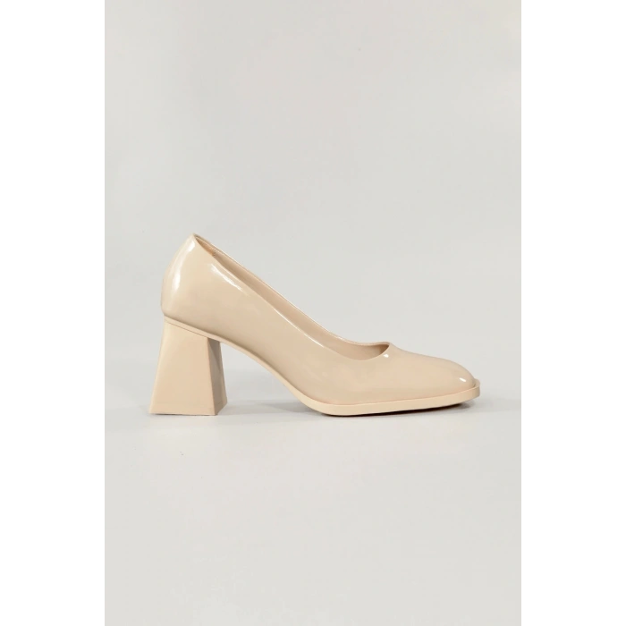 Kadın Bej Rugan Topuklu Ayakkabı Kare Burun TPU Taban KBEJR100