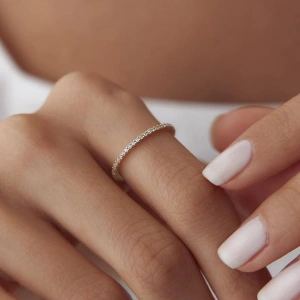 14 Ayar Altın İnce Taşlı Tamtur Yüzük