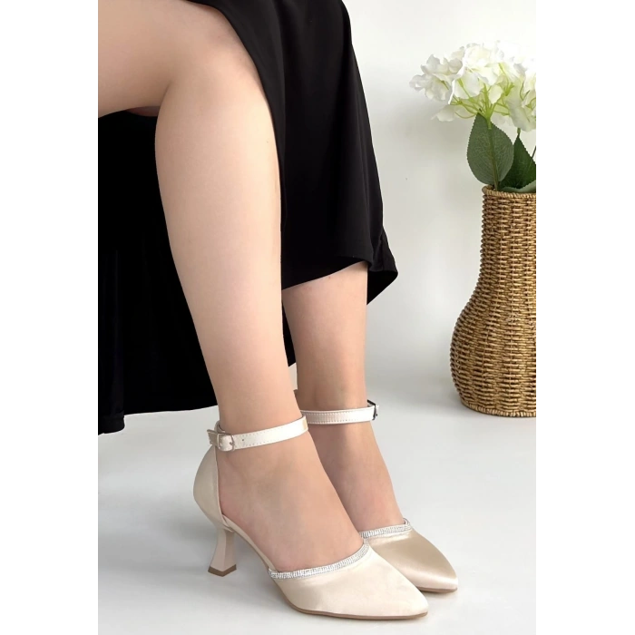 Mejja Bej Saten Topuklu Ayakkabı