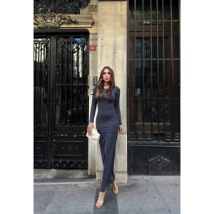 Uzun kollu uzun elbise