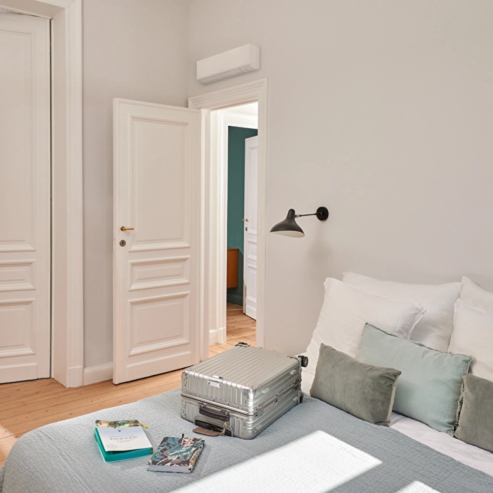 Daikin Zeta Shira Plus 7000 BTU/h FTXM20A Inverter Klima R32