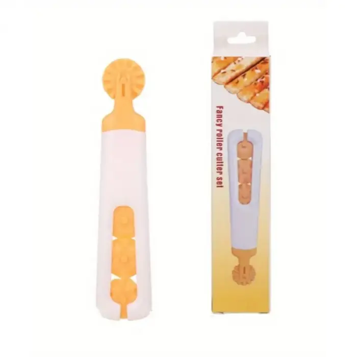 Plastik 4 Başlıklı Hamur Kesici