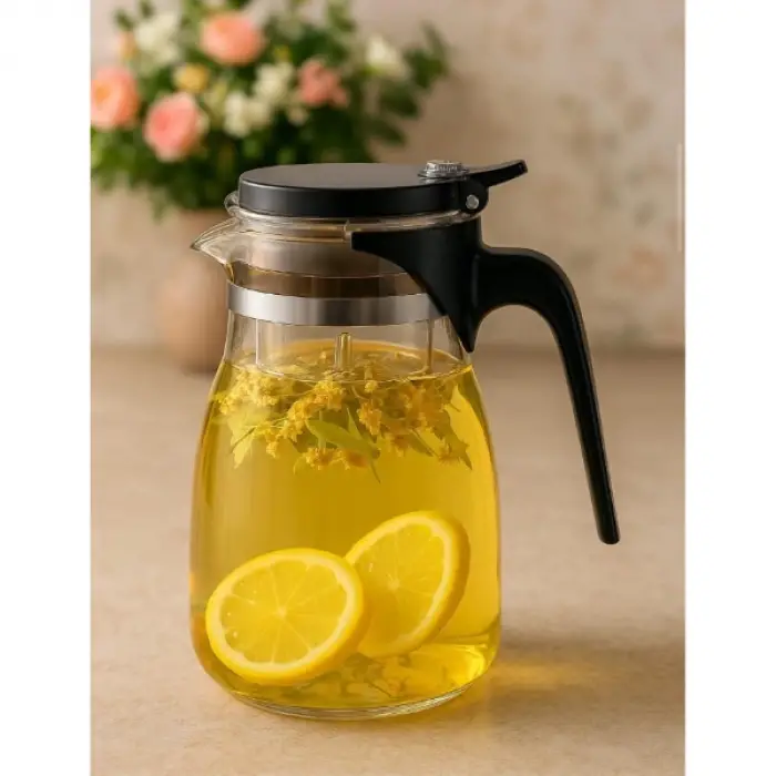 Kullanıma Uygun 900 ml Süzgeçli Cam Sürahi