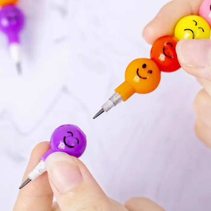 Plastik Kalem Seti Emojili Yumurtlayan 4lü